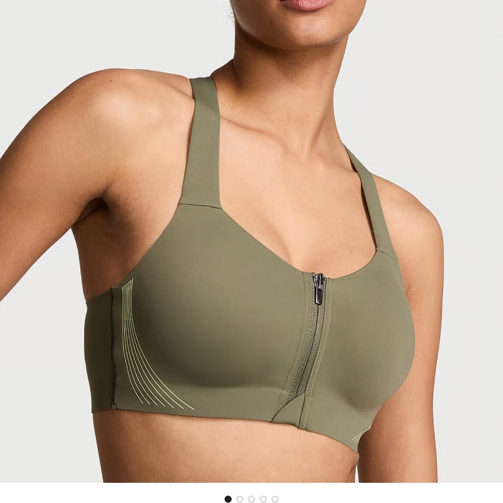 VSX
Knockout Front-Close Sports Bra
HIGH IMPACT‎